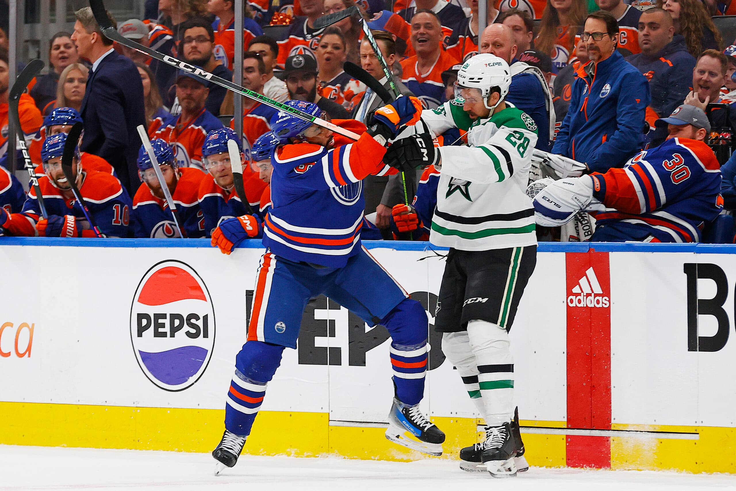 Edmonton Oilers Evander Kane