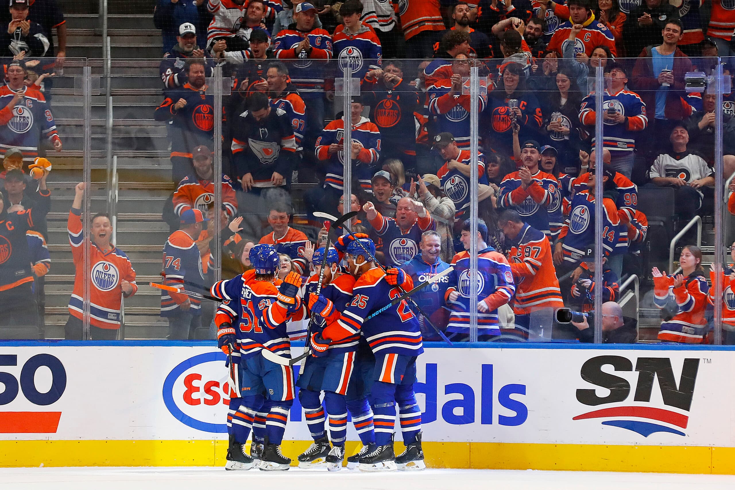 Edmonton Oilers celebrate goal