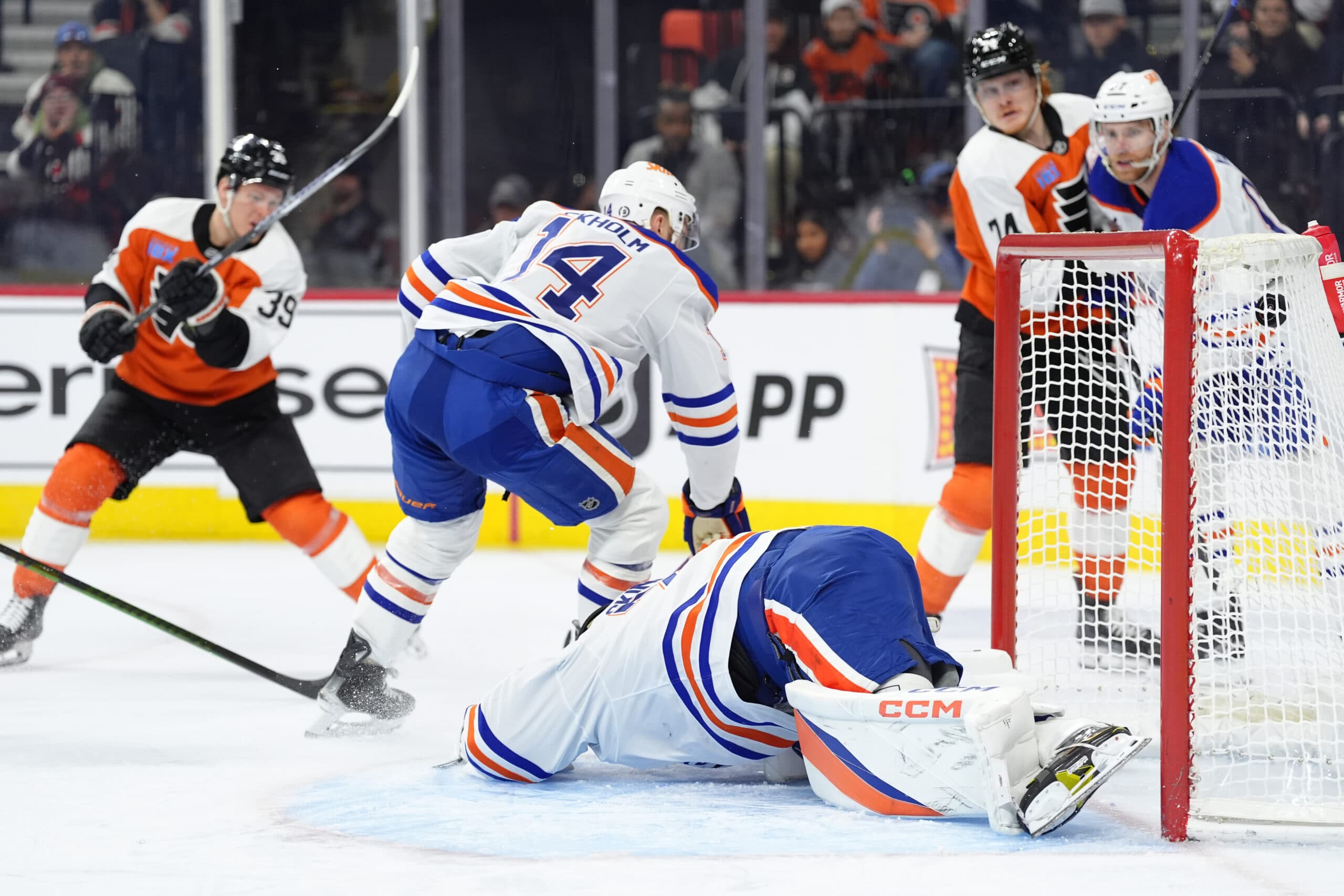 Edmonton Oilers Philadelphia Flyers Stuart Skinner