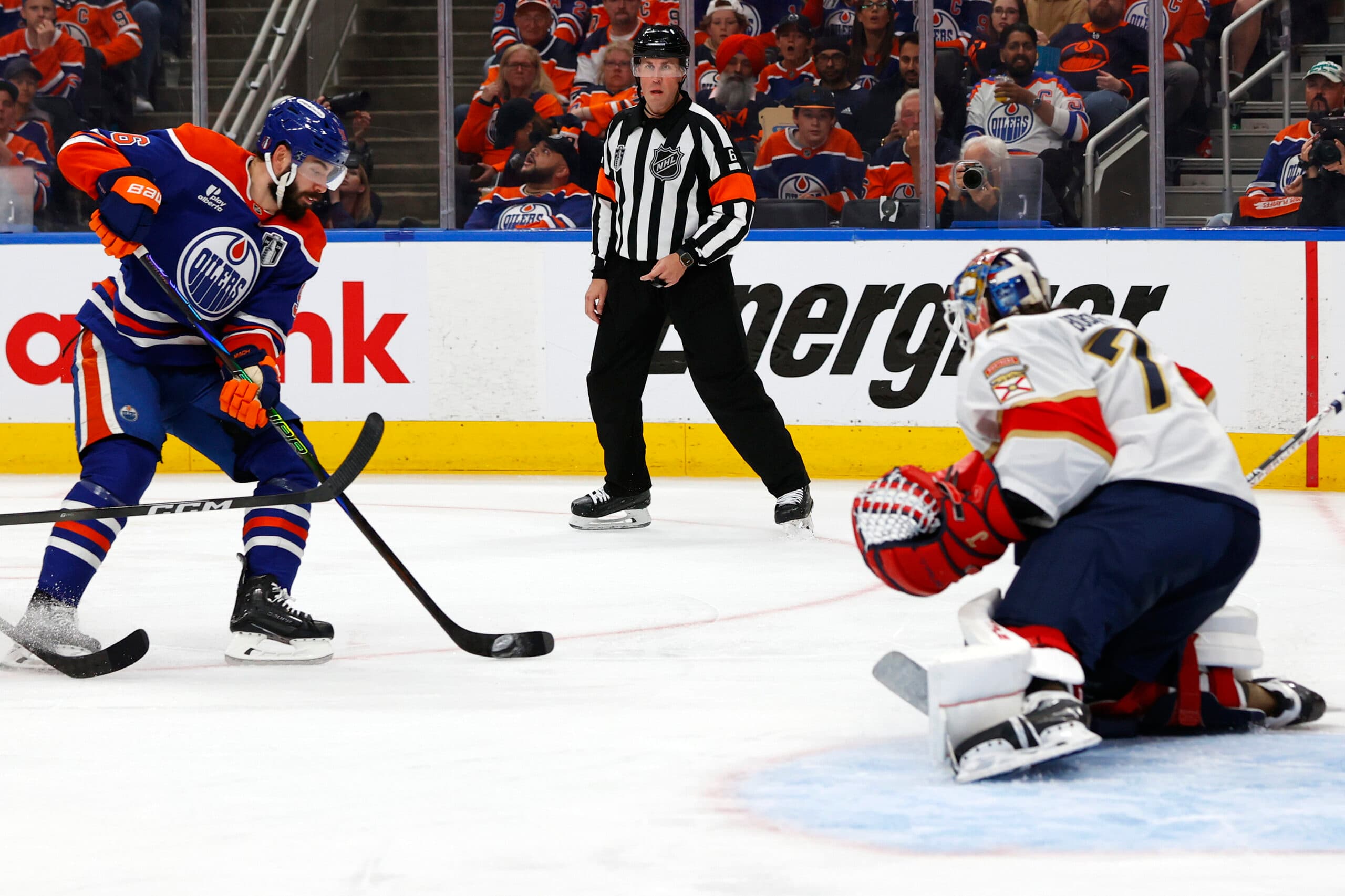 Edmonton Oilers Jake Walman