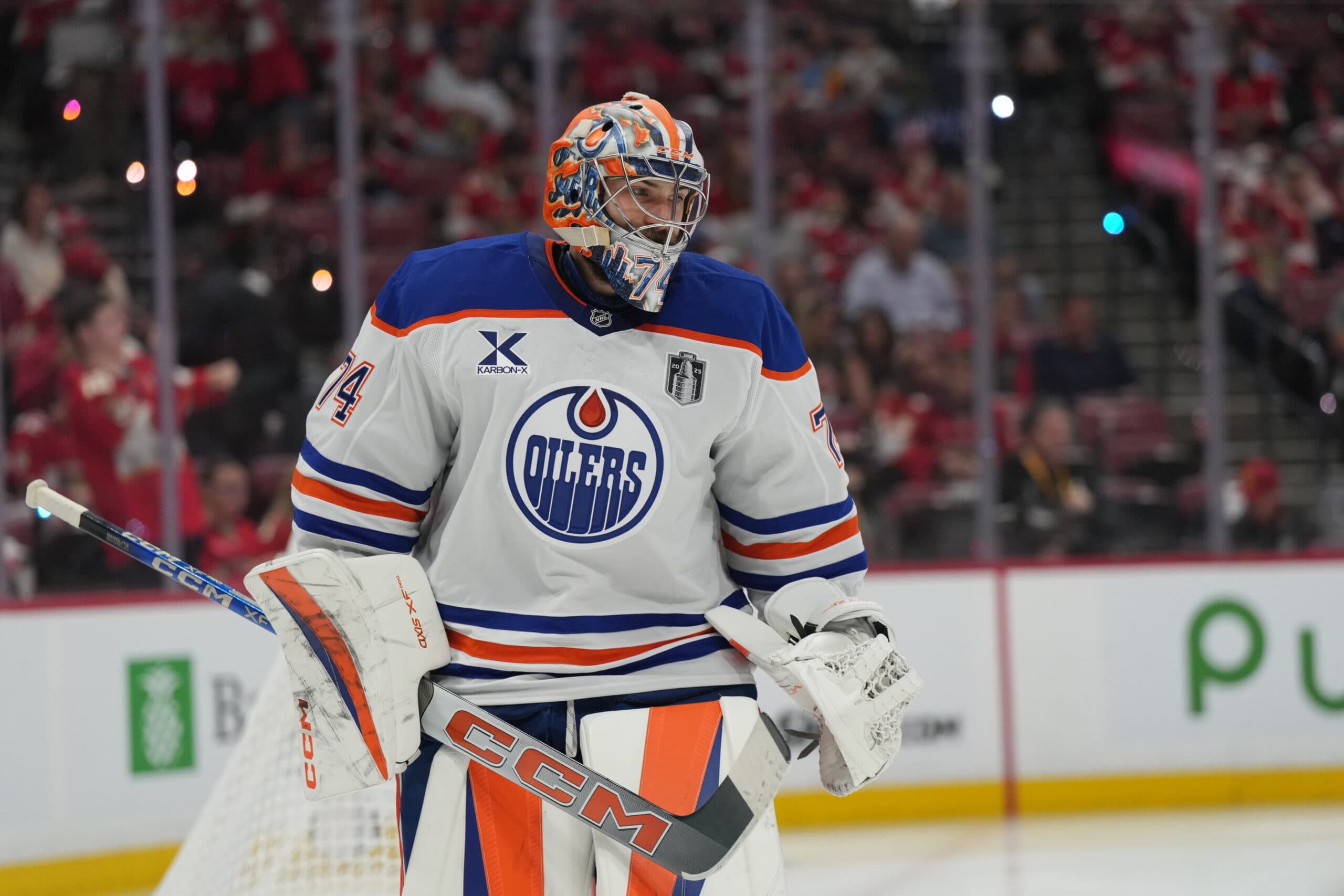Edmonton Oilers Stuart Skinner