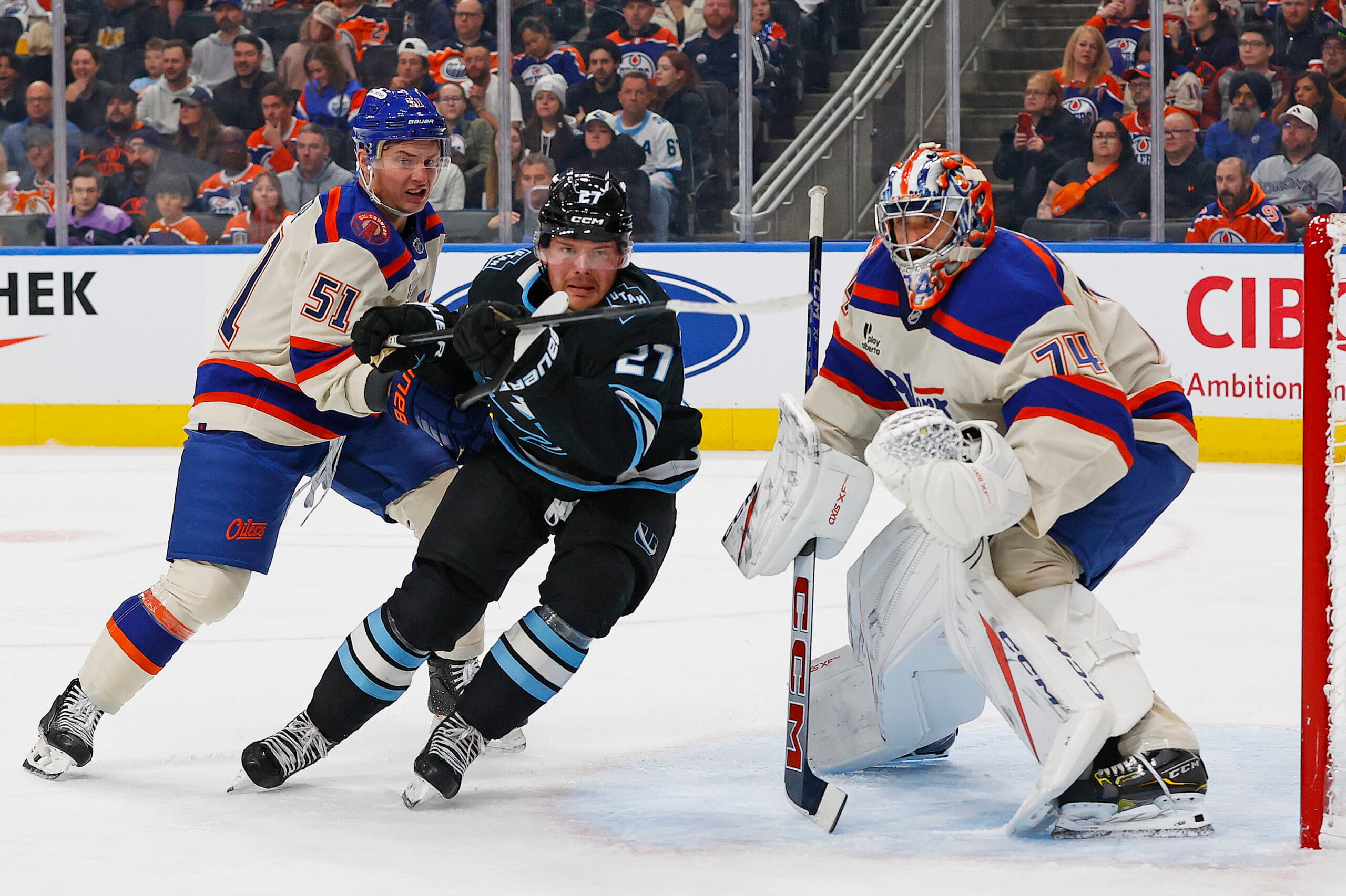 Edmonton Oilers Troy Stecher Stuart Skinner