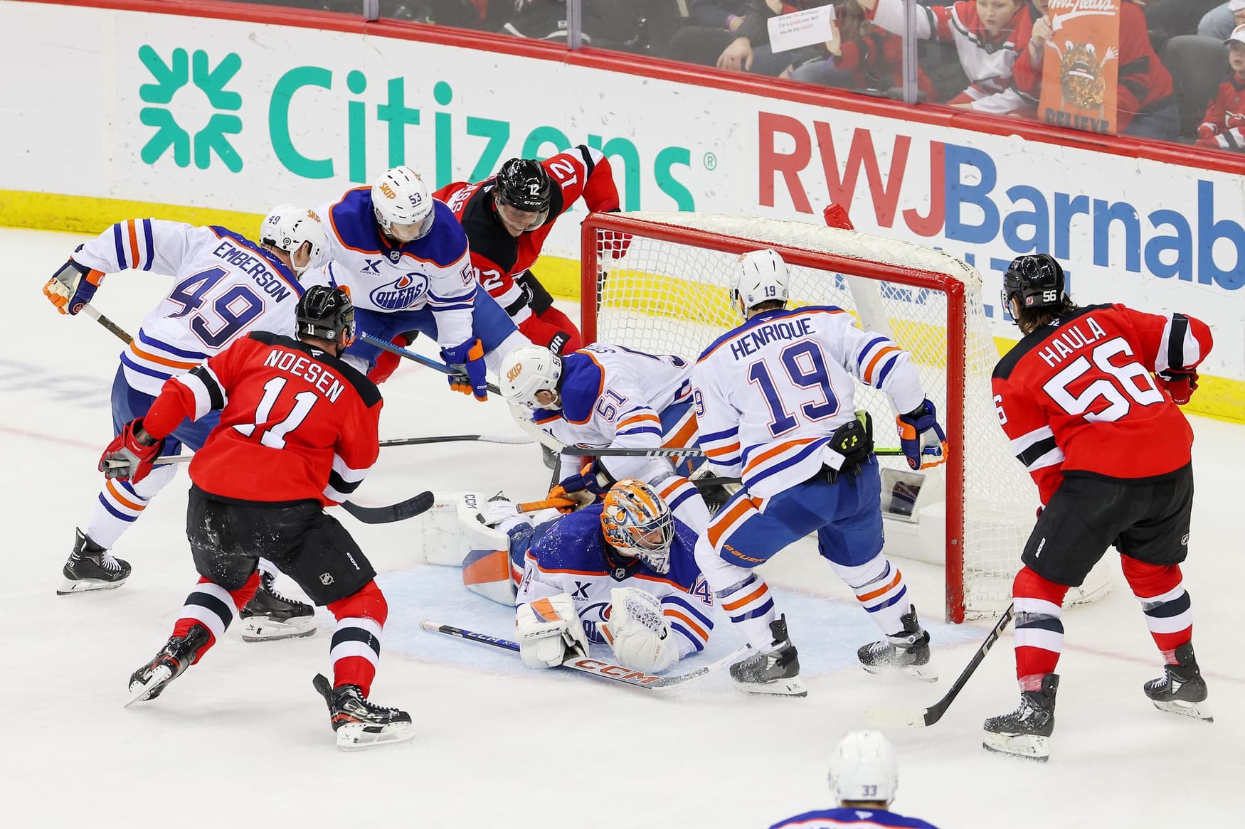 Edmonton Oilers battle New Jersey Devils